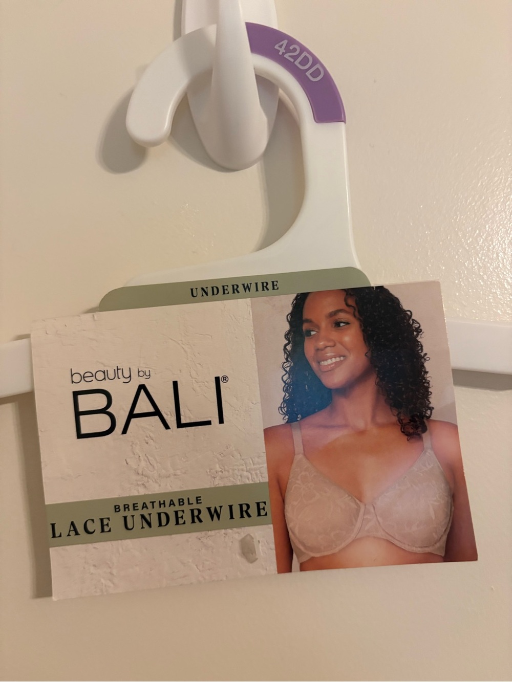 42DD Beauty by Bali Breathable Lace Underwire Bra Full Coverage Beige/tan - Picture 6 of 8